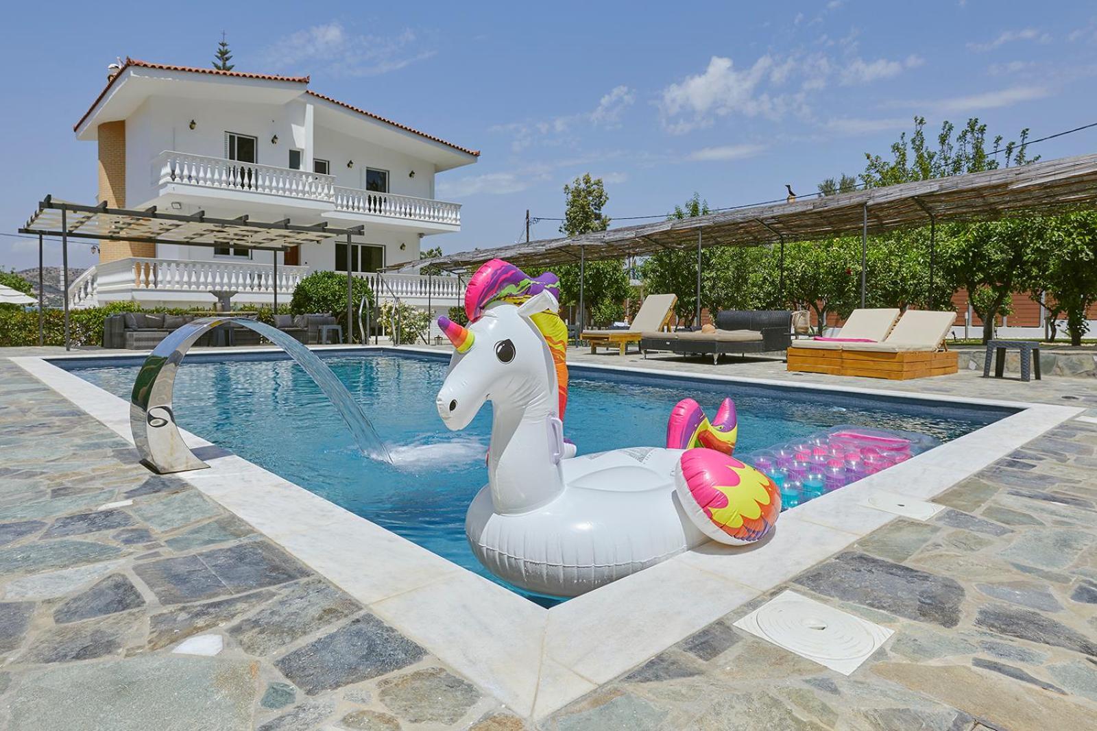 Villa Mairi - 2 Private Pools & Game Room Near Athens サラミス エクステリア 写真