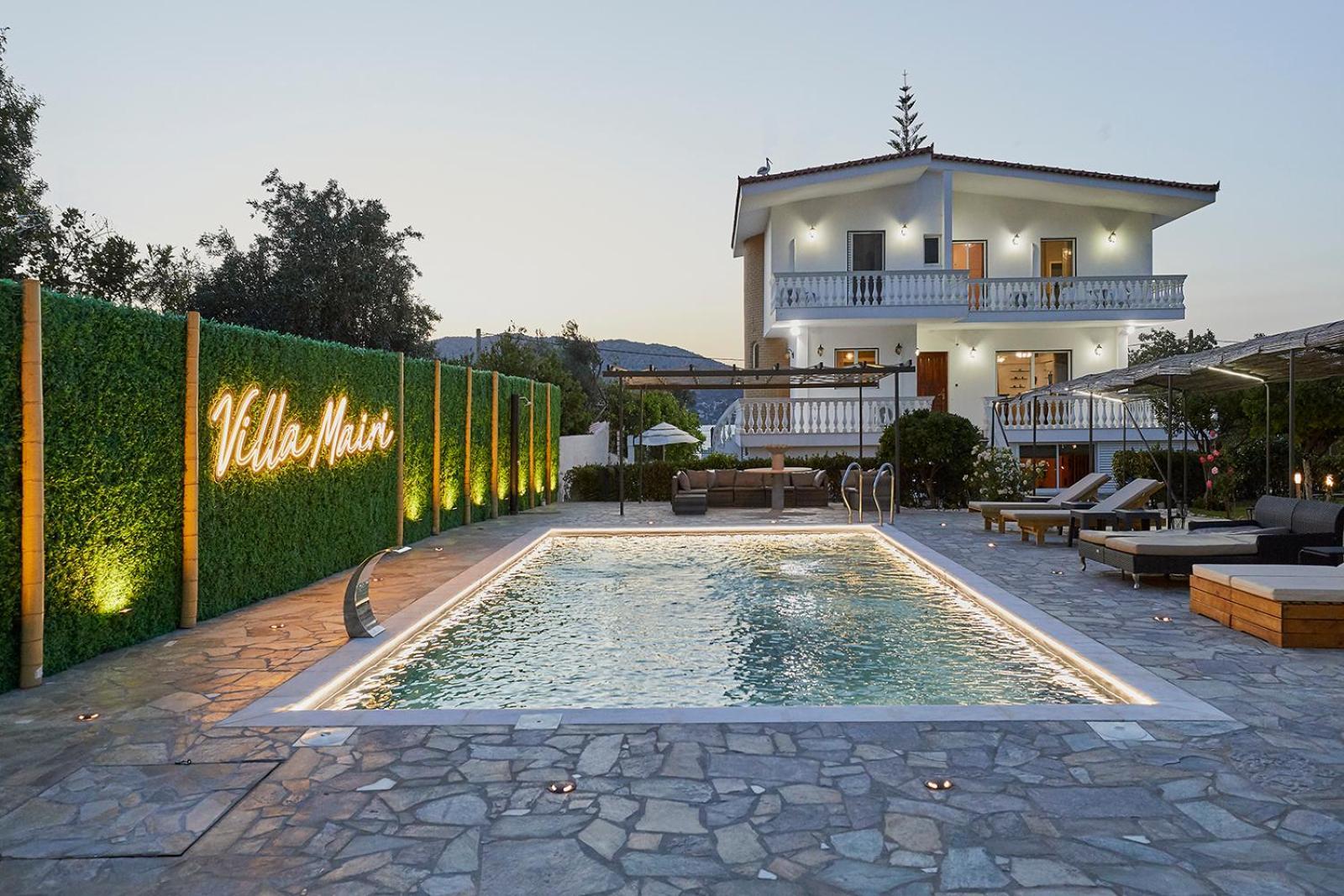 Villa Mairi - 2 Private Pools & Game Room Near Athens サラミス エクステリア 写真