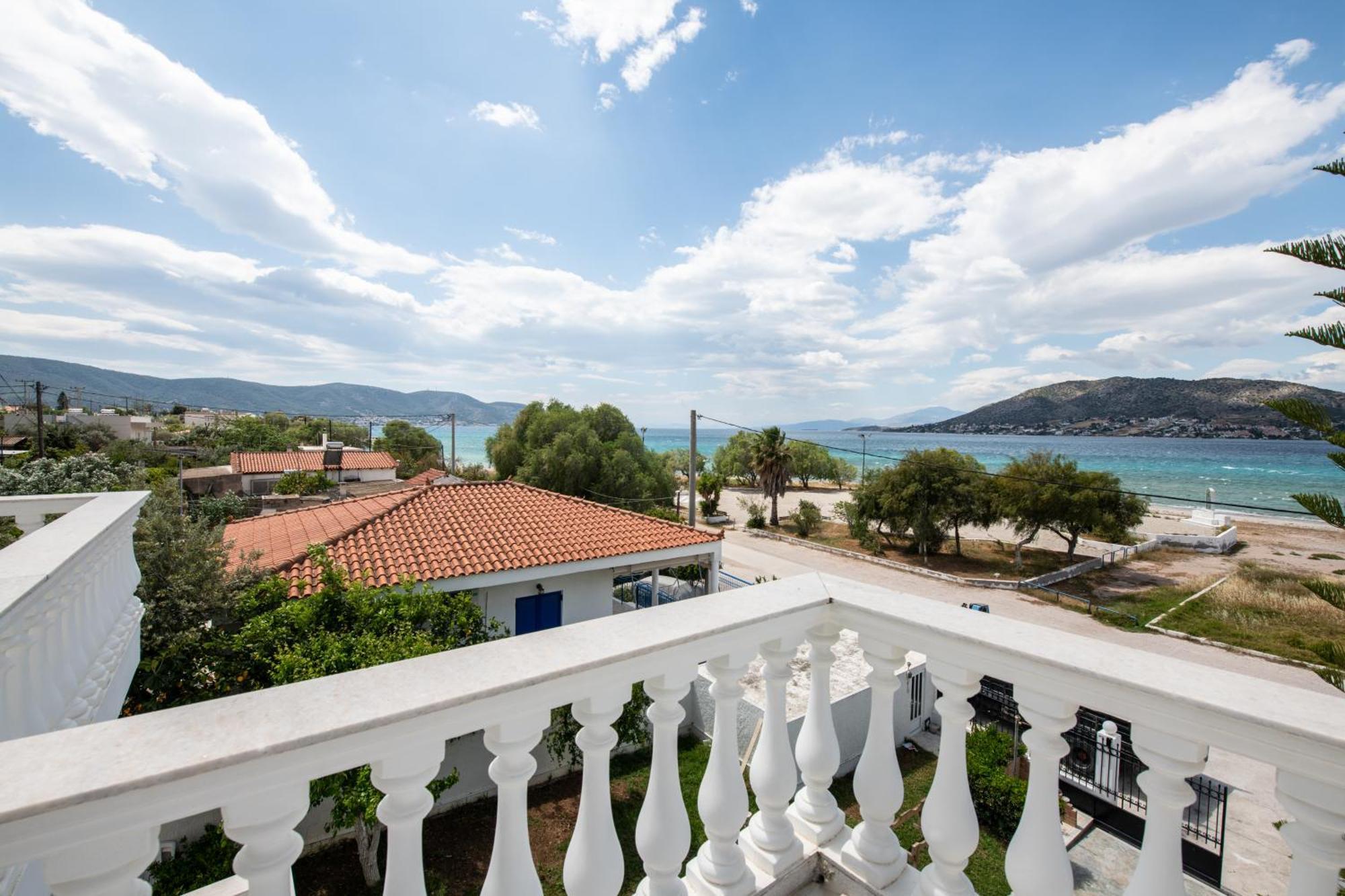 Villa Mairi - 2 Private Pools & Game Room Near Athens サラミス エクステリア 写真