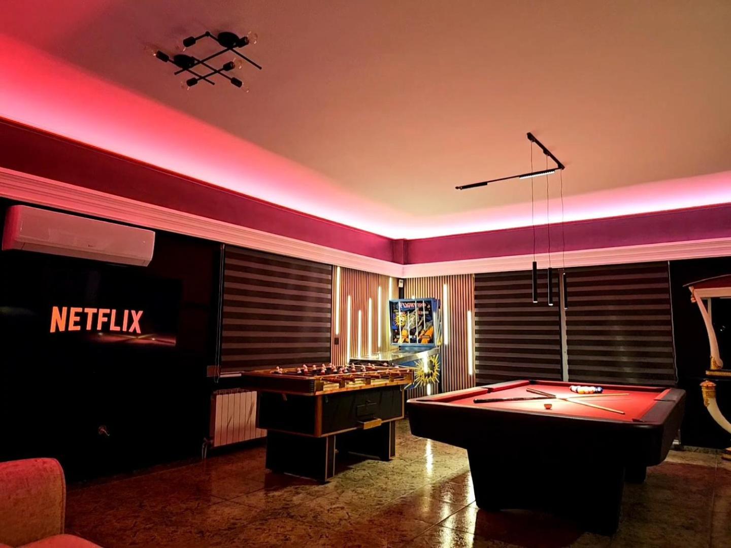 Villa Mairi - 2 Private Pools & Game Room Near Athens サラミス エクステリア 写真